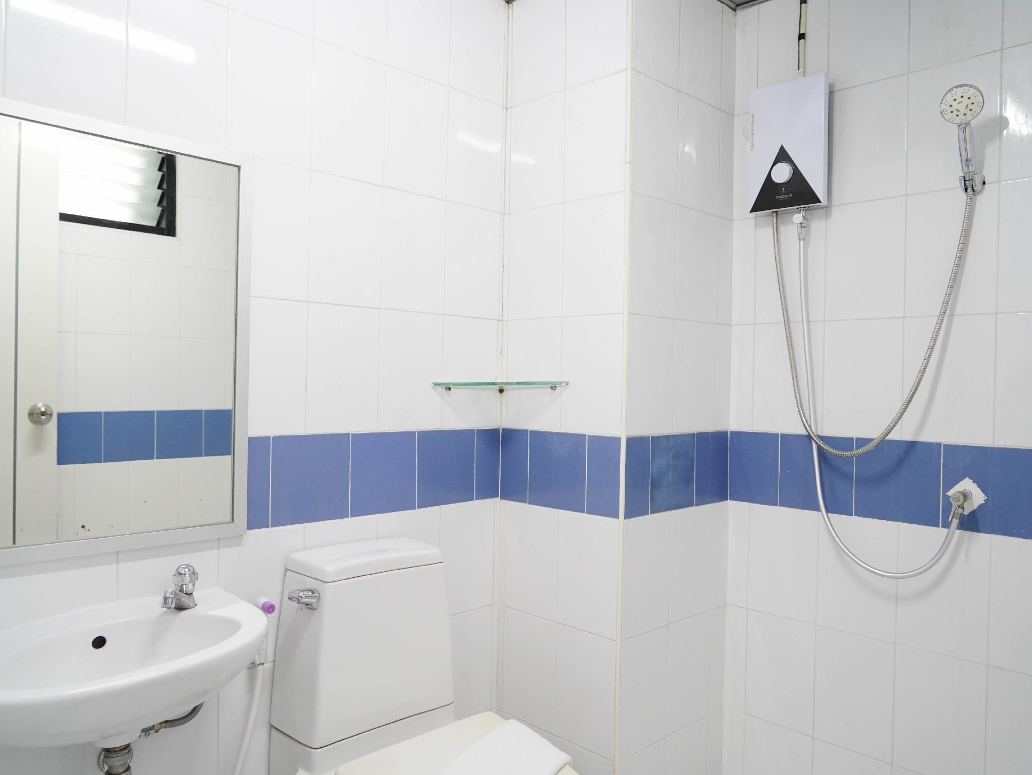 RoomQuest SPS Hotel and Residence 1 Bedroom Superior 3