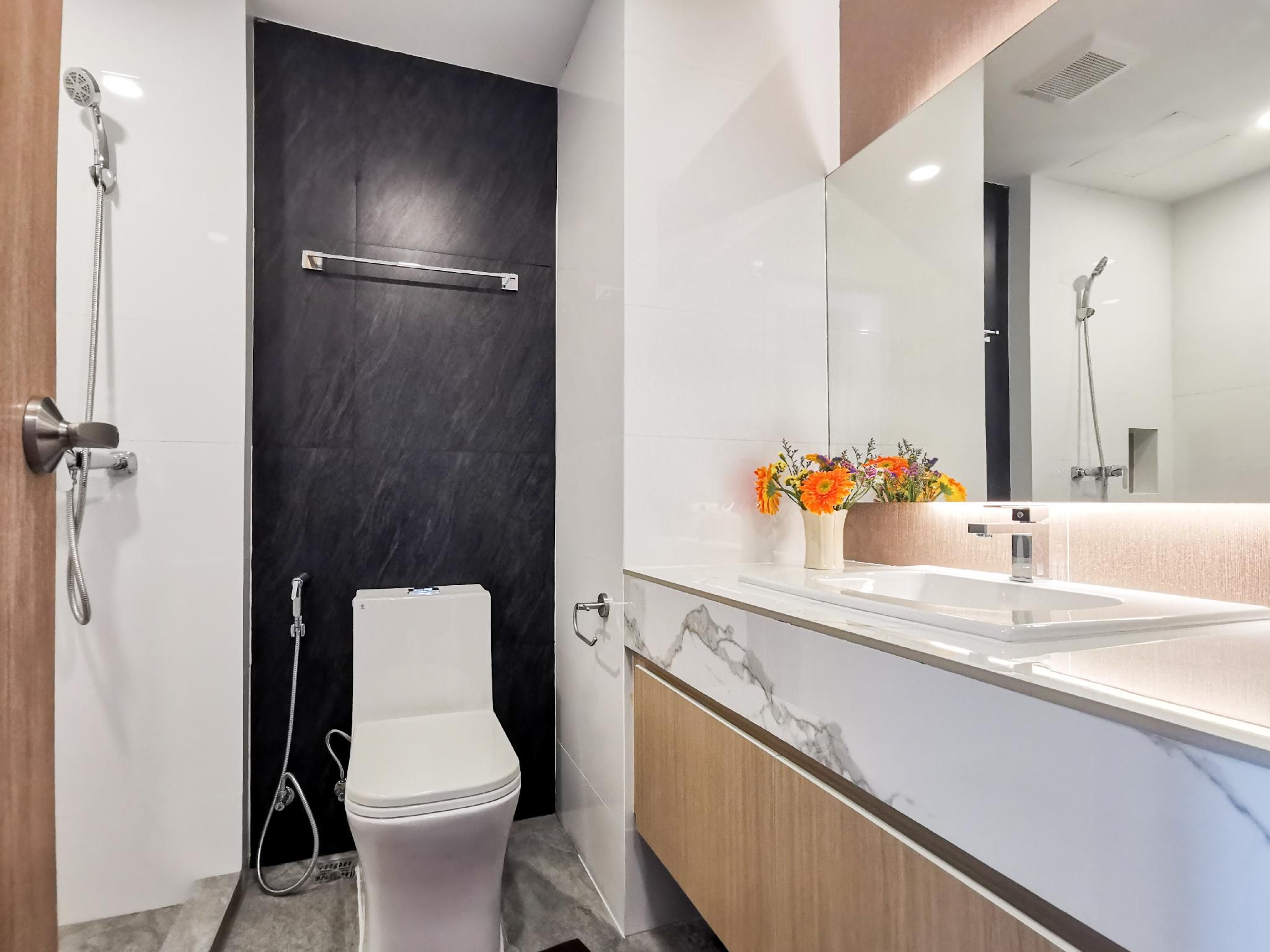 ONE Hotel Superior King Room 3