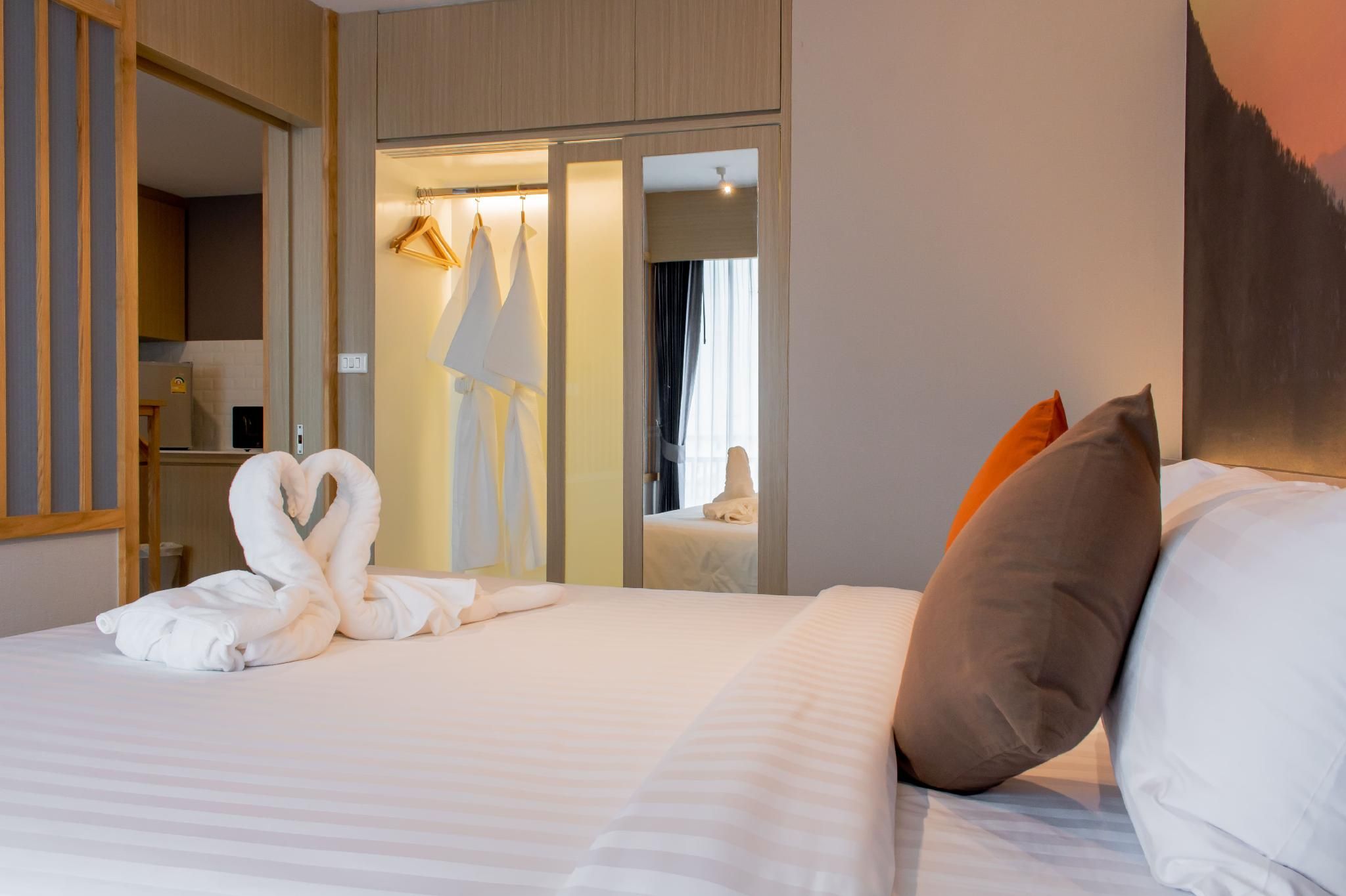 ONE Hotel Deluxe King Room