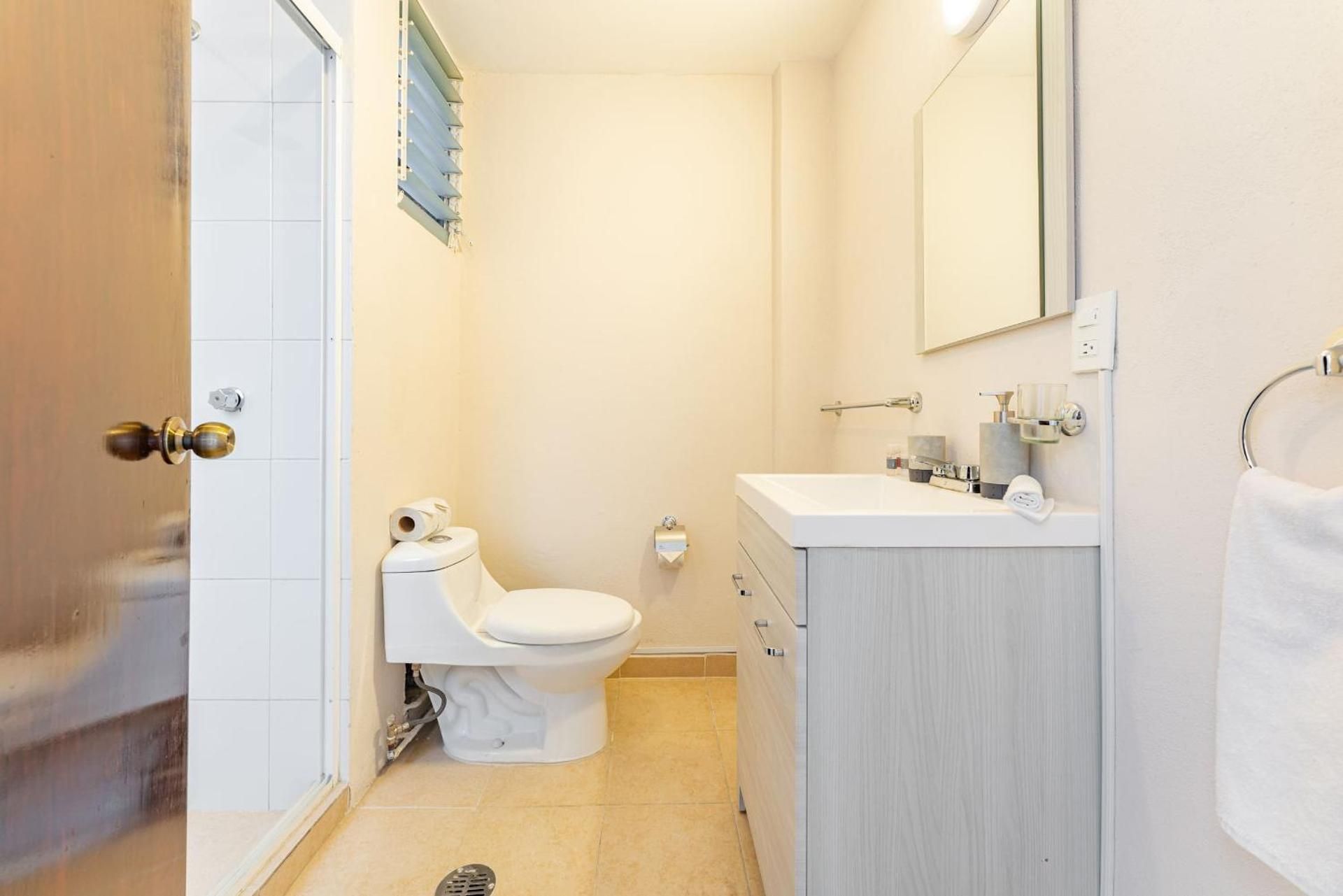 Three-Bedroom Apartment with Balcony