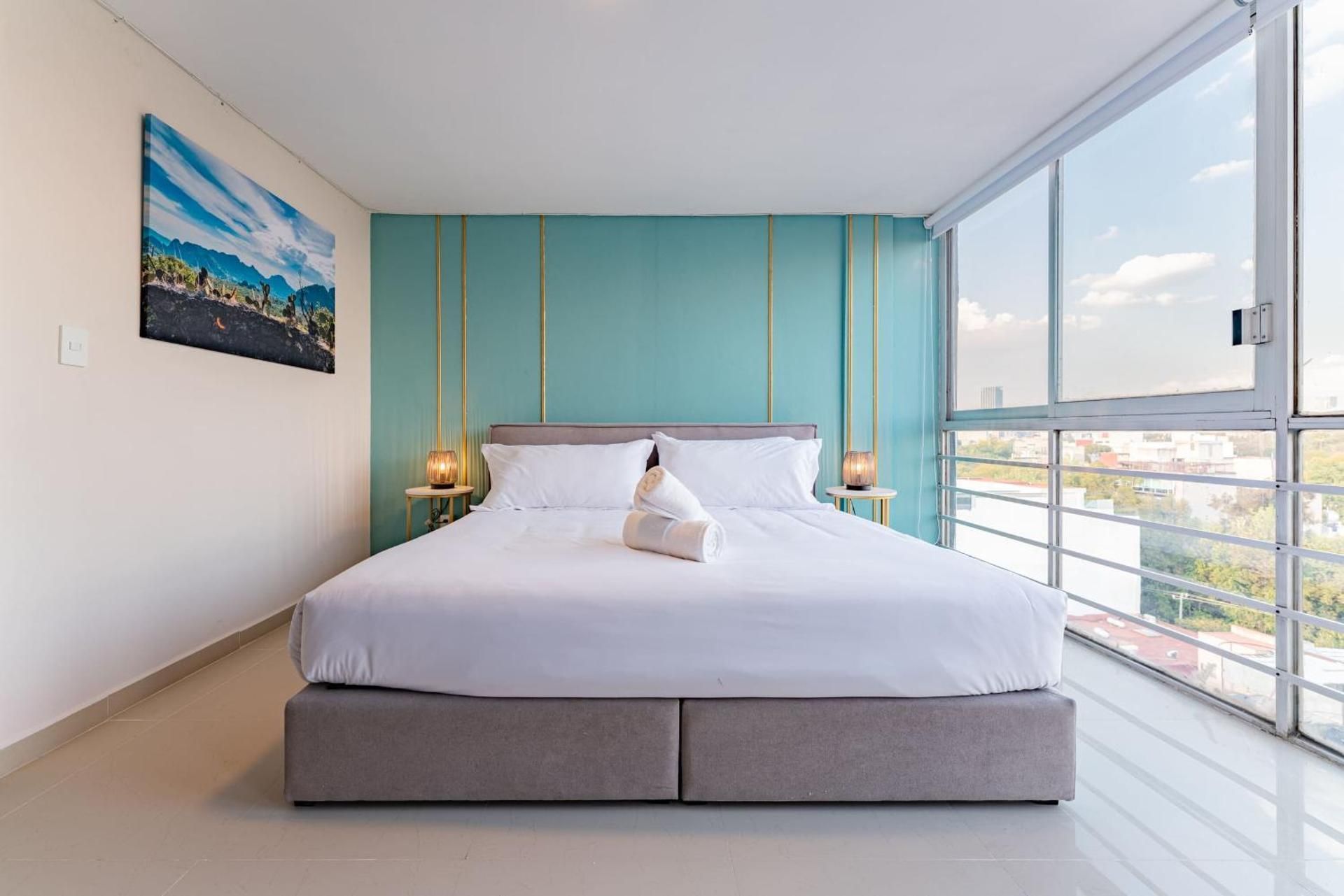 Three-Bedroom Apartment with Balcony