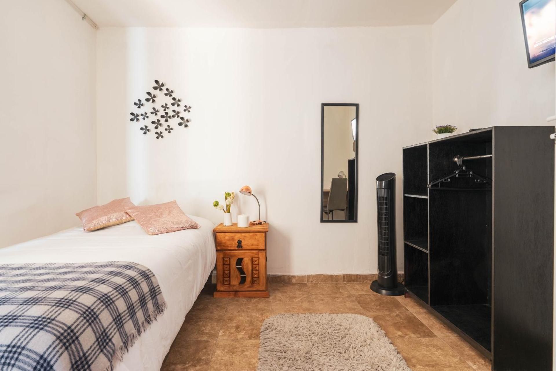 Single Room With Private Bathroom