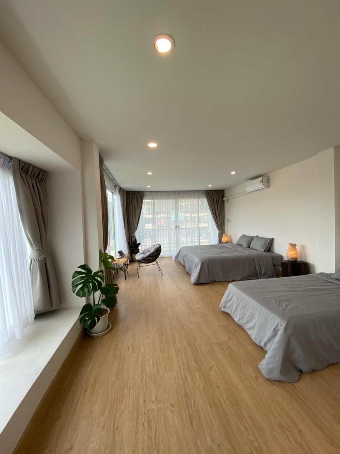Family Room with Mountain View