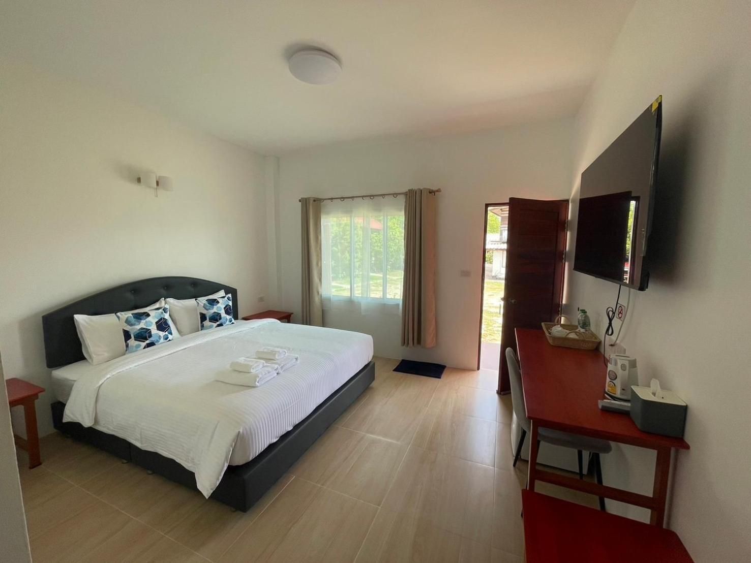 Standard King Room
