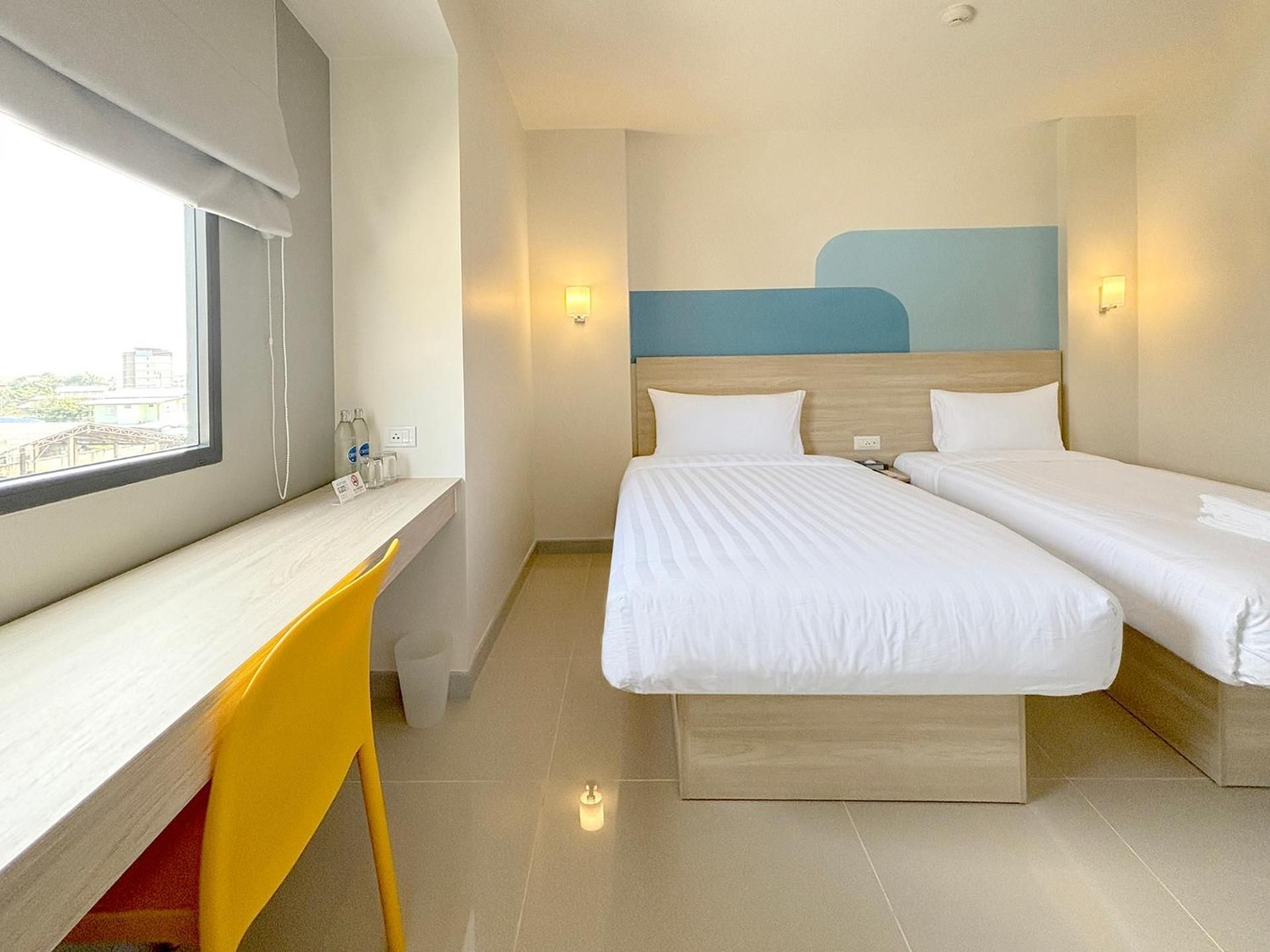 HOP INN Phayao Standard Twin Room