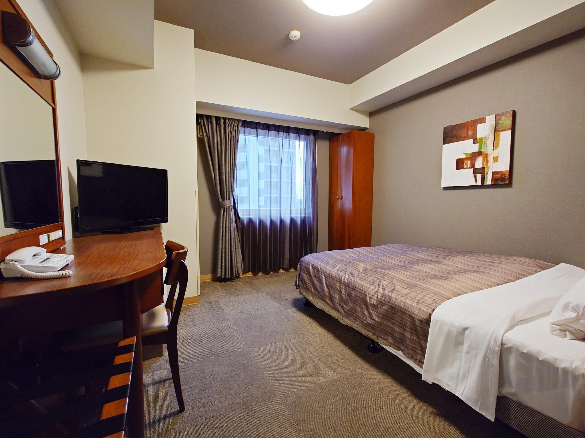 Main Building Semi Double Room - Non-Smoking
