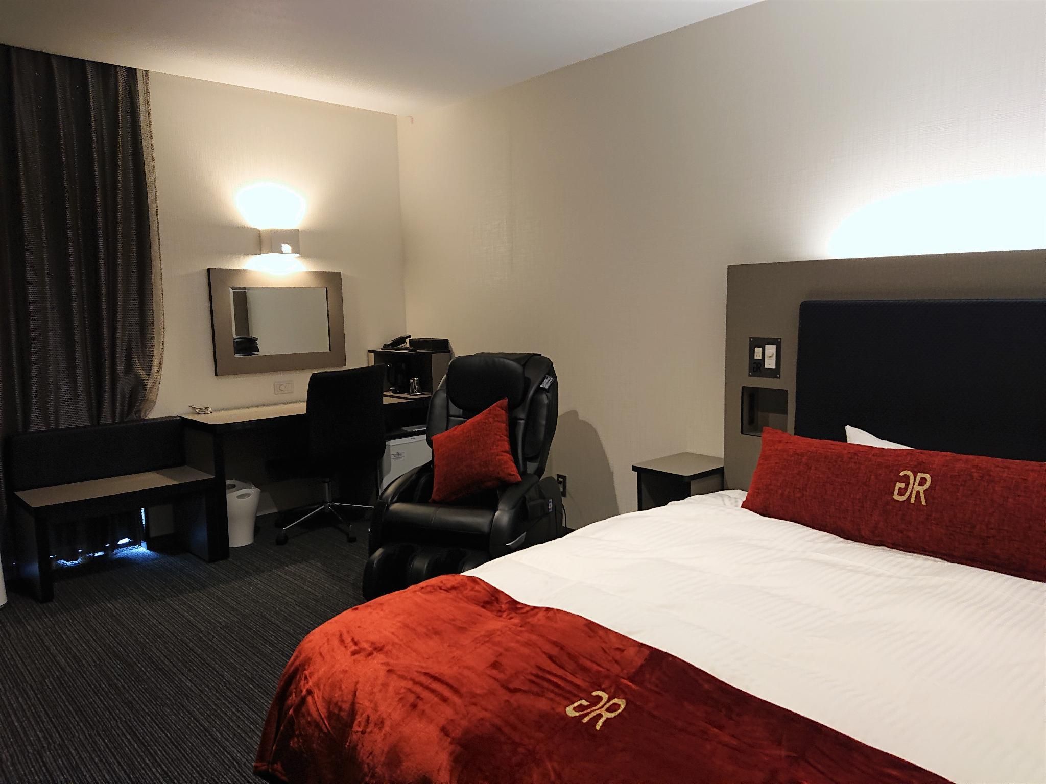 Premium Single Room - Smoking
