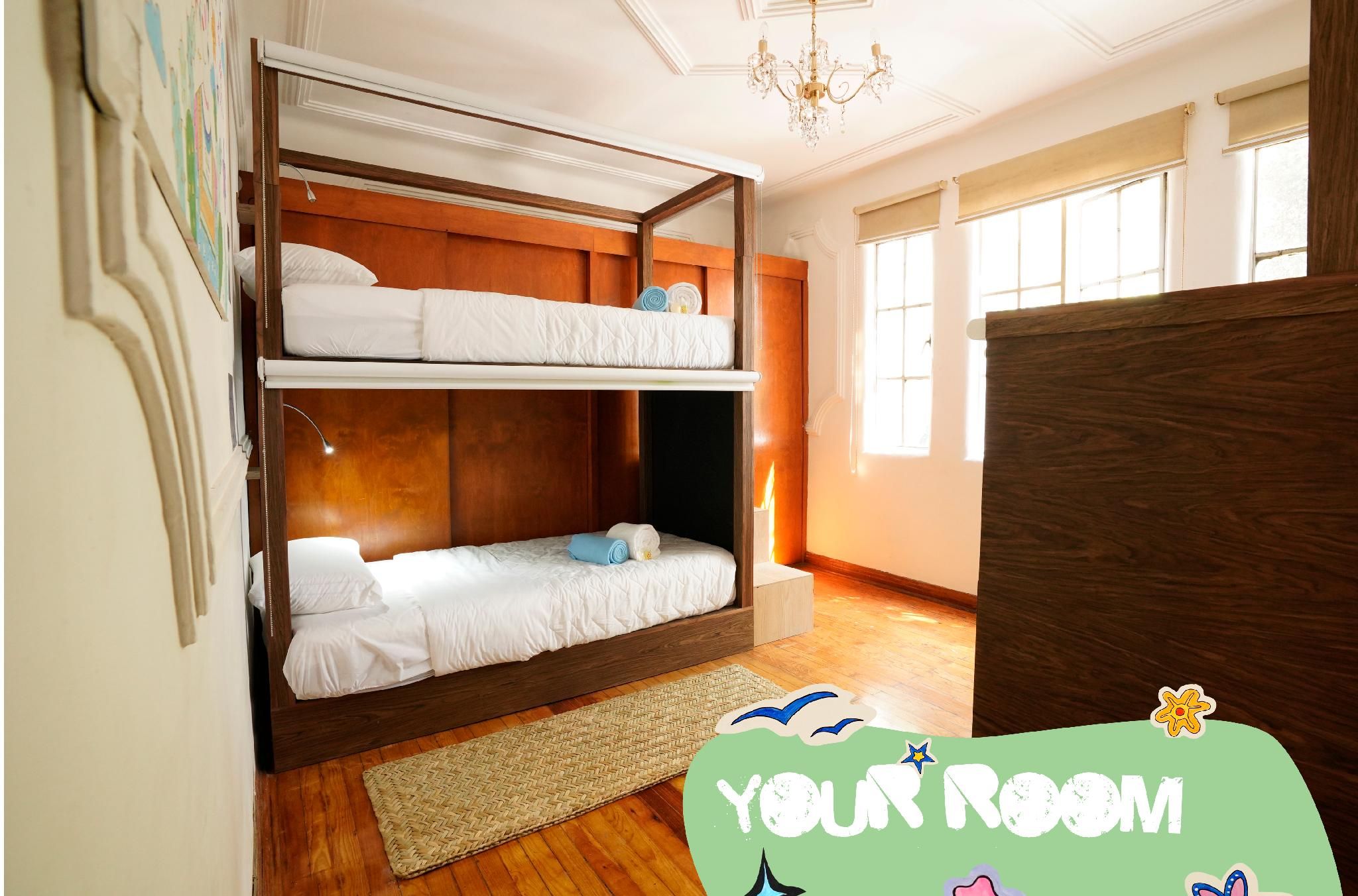 Female Only Dormitory - Queen Bed