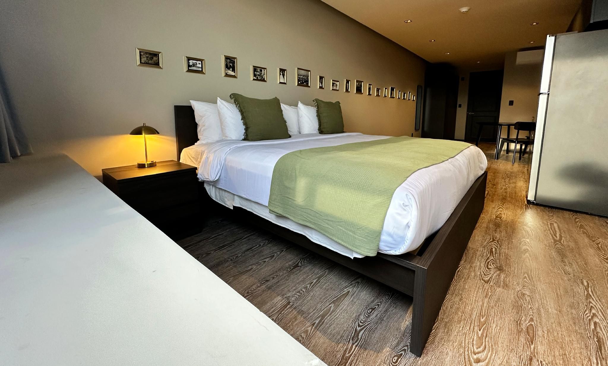 Hive Roma Hotel By G Hotels Deluxe Suite