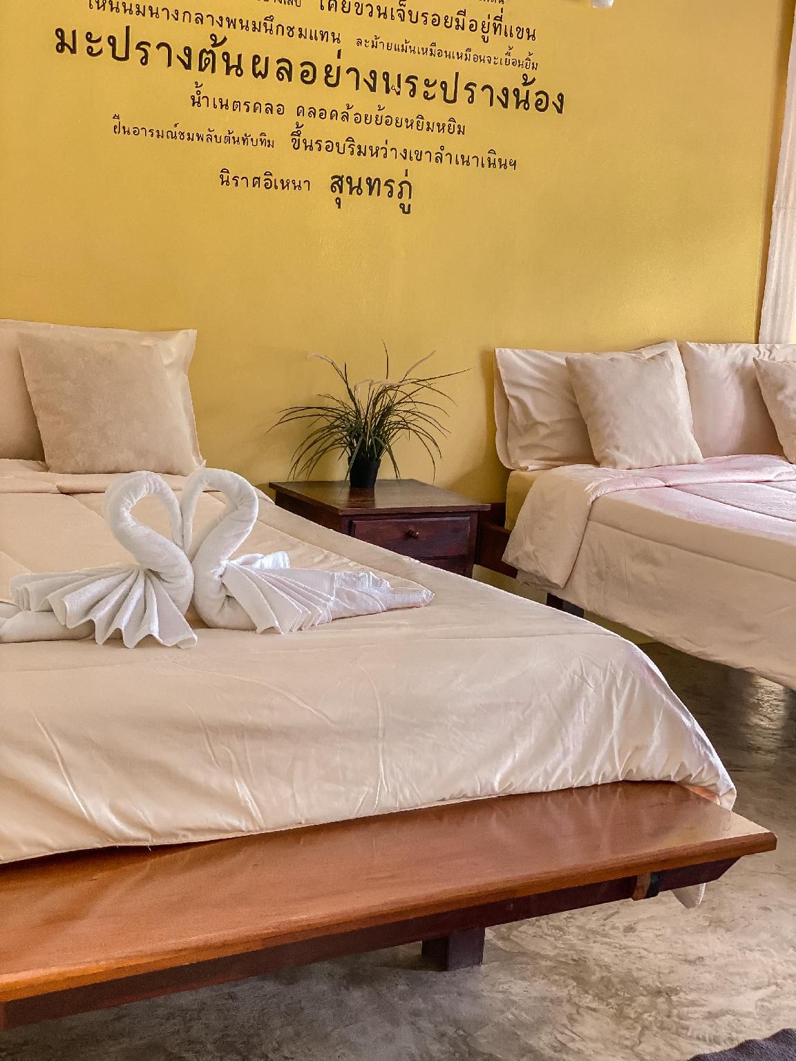 Doembang Villa Maprang house riverside with breakfast