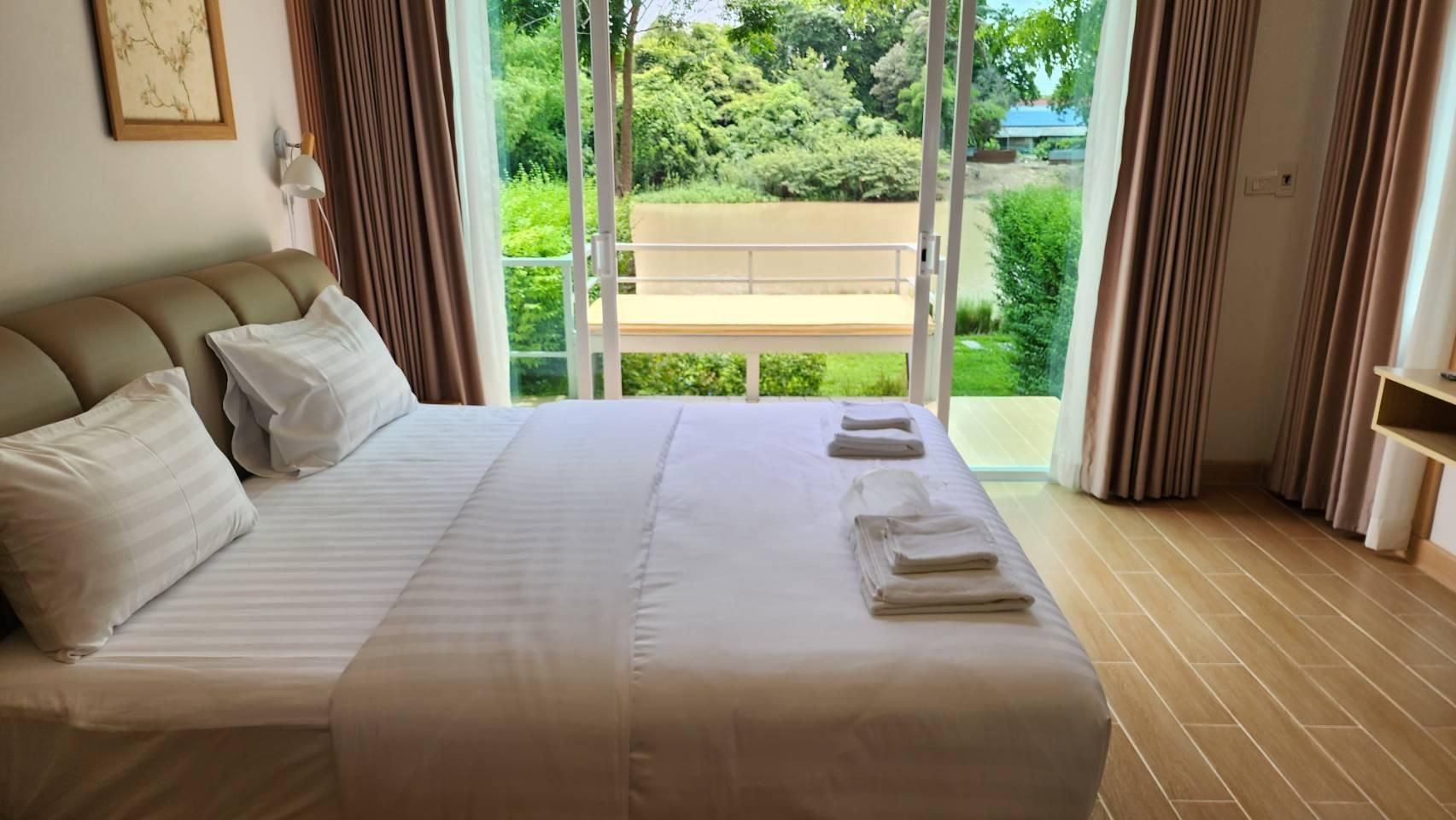 Jamsanor River Resort River View King Room