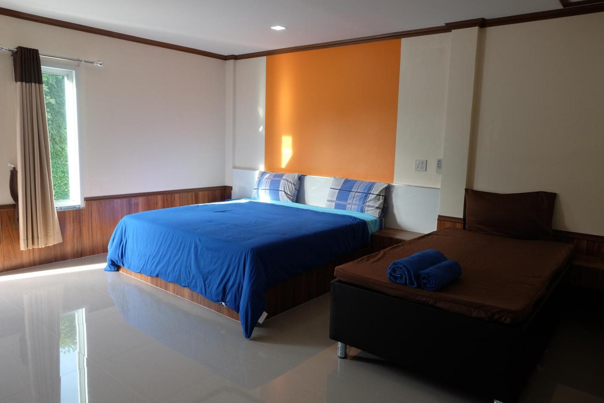 Triple Room with Garden View