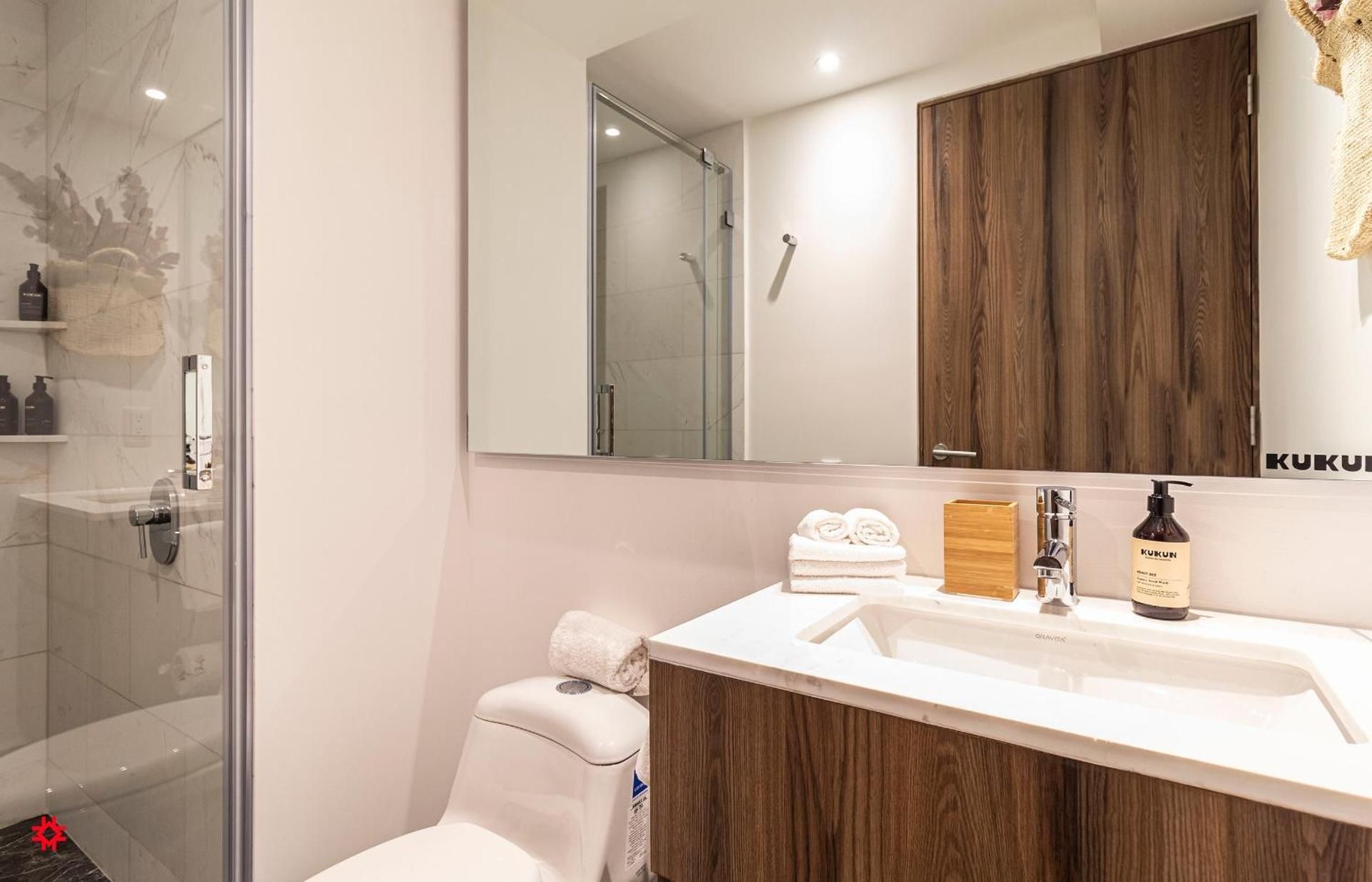 Casa Taman by Kukun Apartment with Balcony