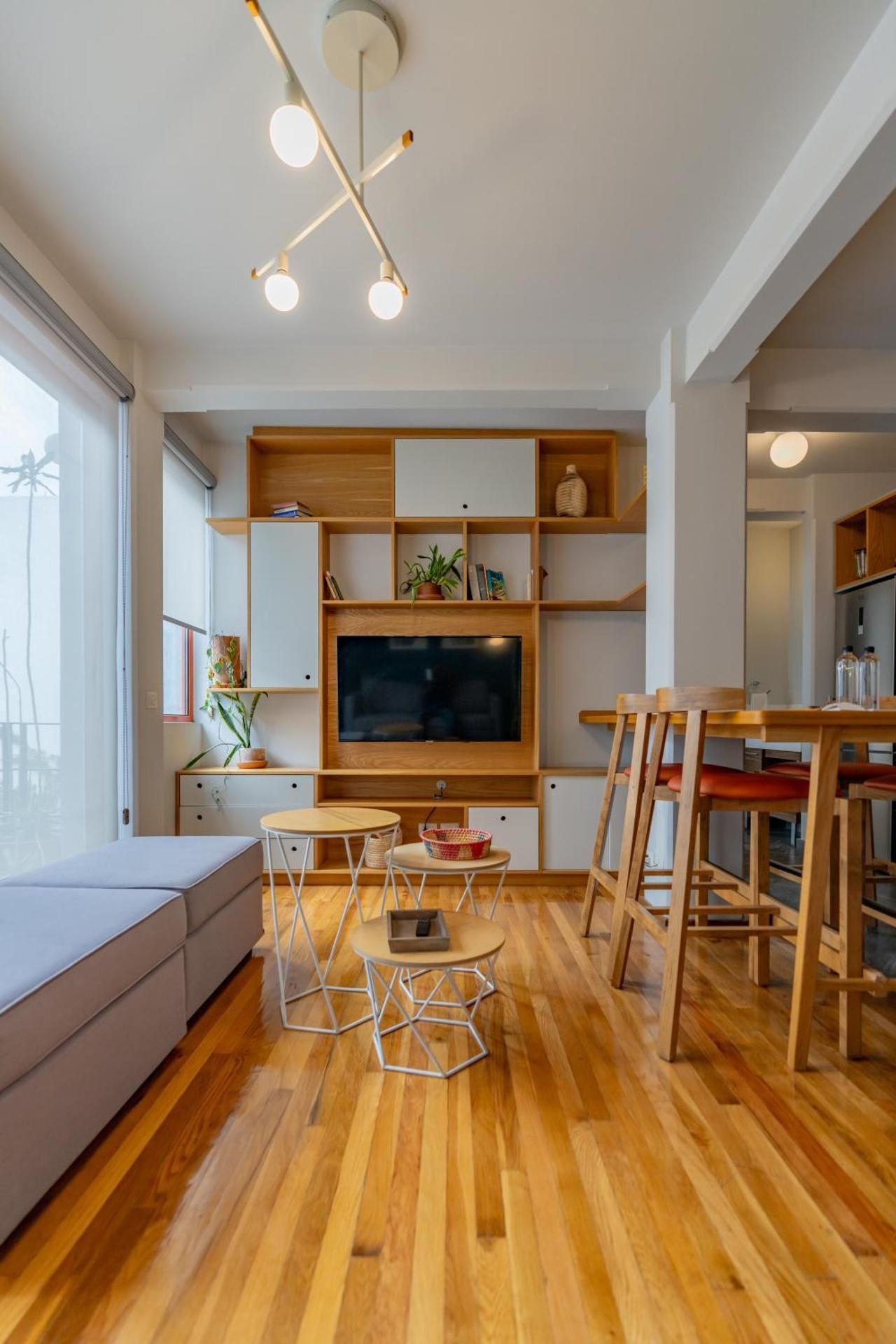 One-Bedroom Apartment with Balcony