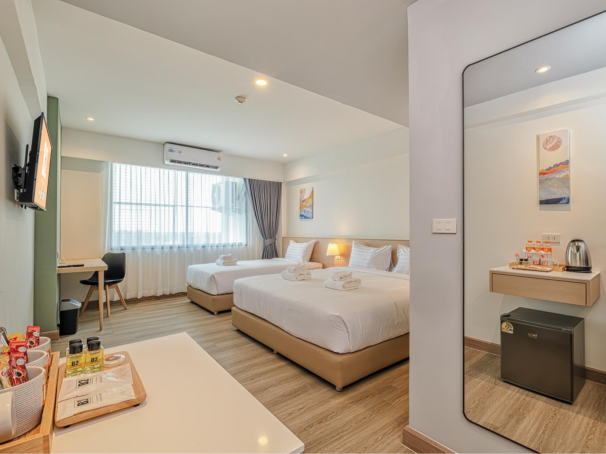 B2 Suphan Buri Premier Hotel Deluxe Triple Room