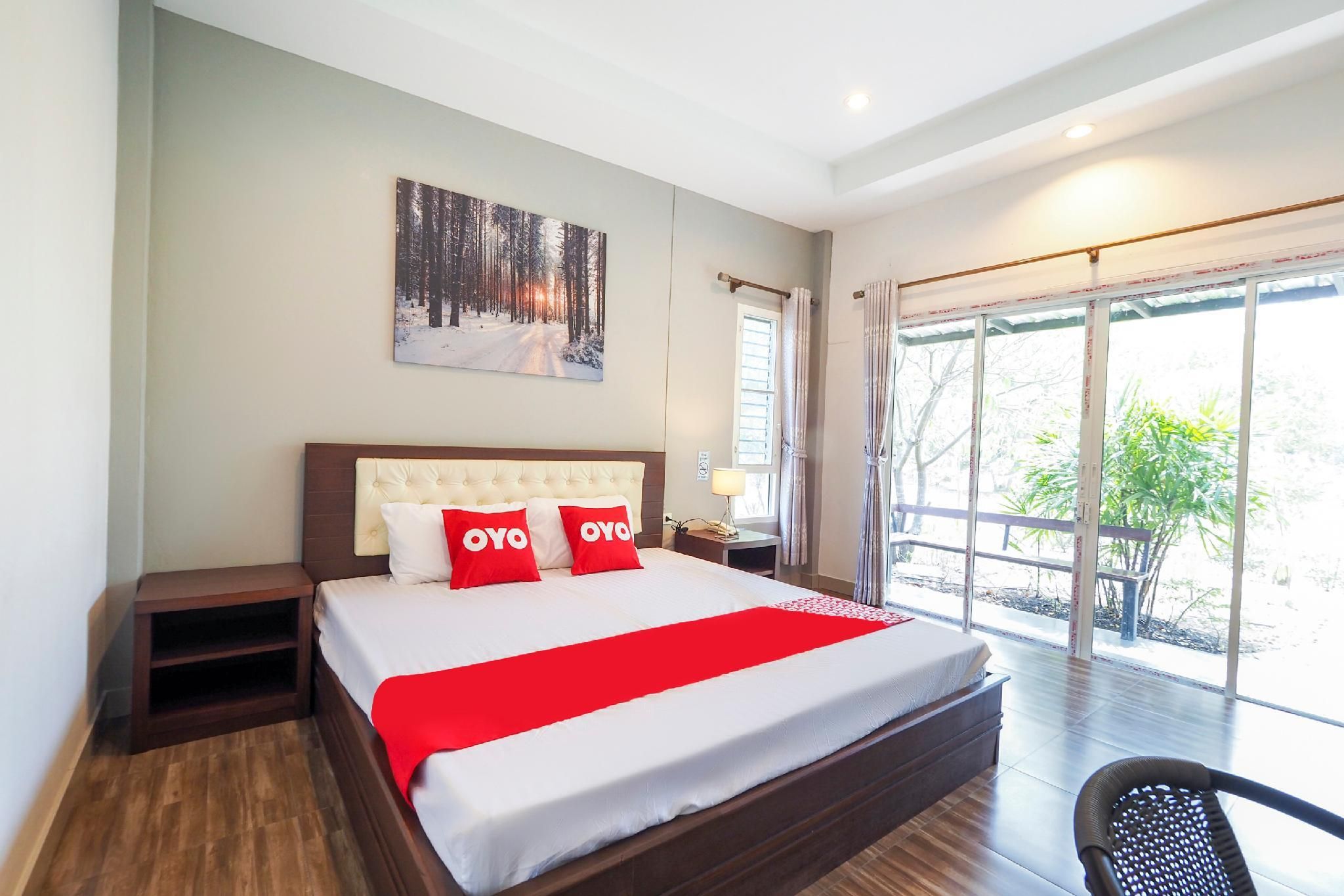 T Resort Standard Double Room