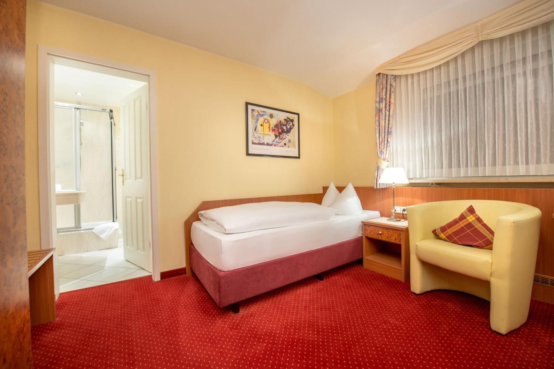 Budget Single Room