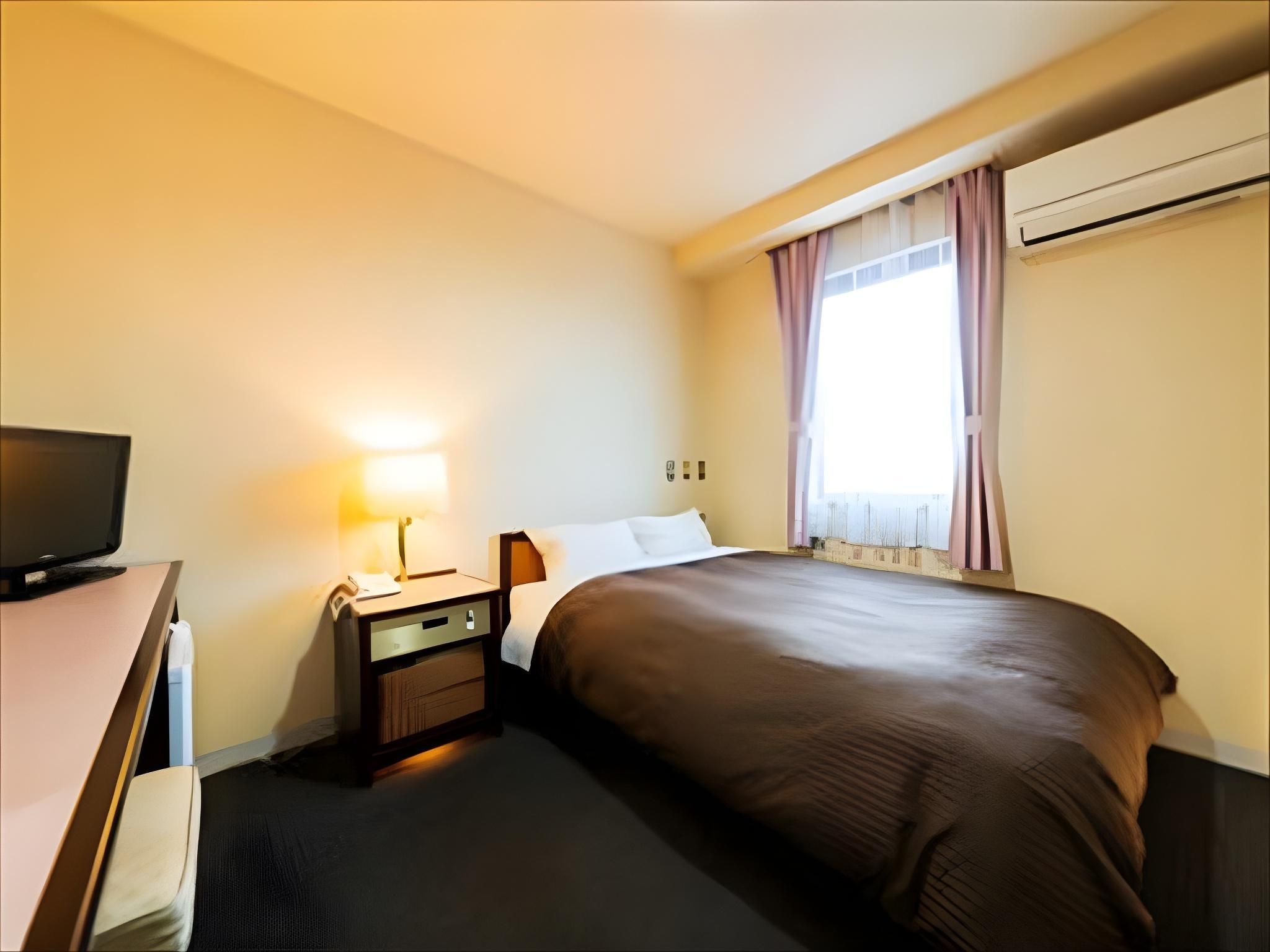 Double Room B - Non-Smoking