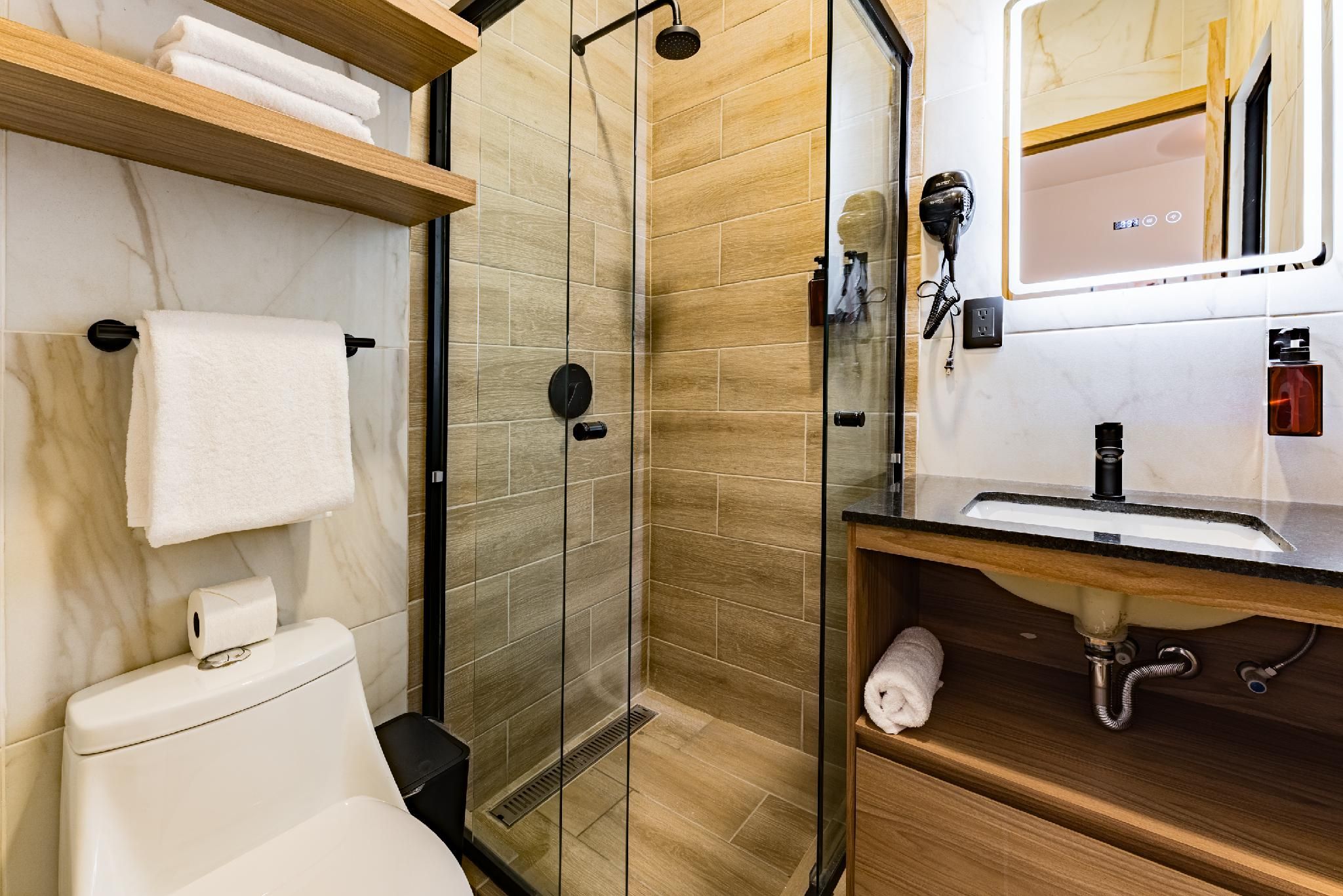  Deluxe Twin Room Type A