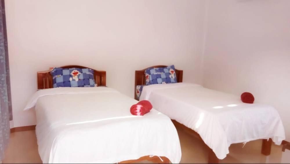 Twin Room with Private Bathroom
