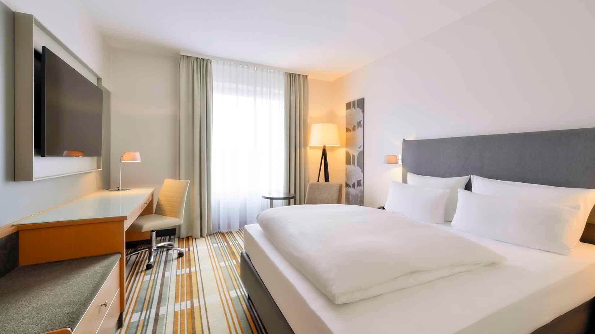Standard Room with Double Bed
