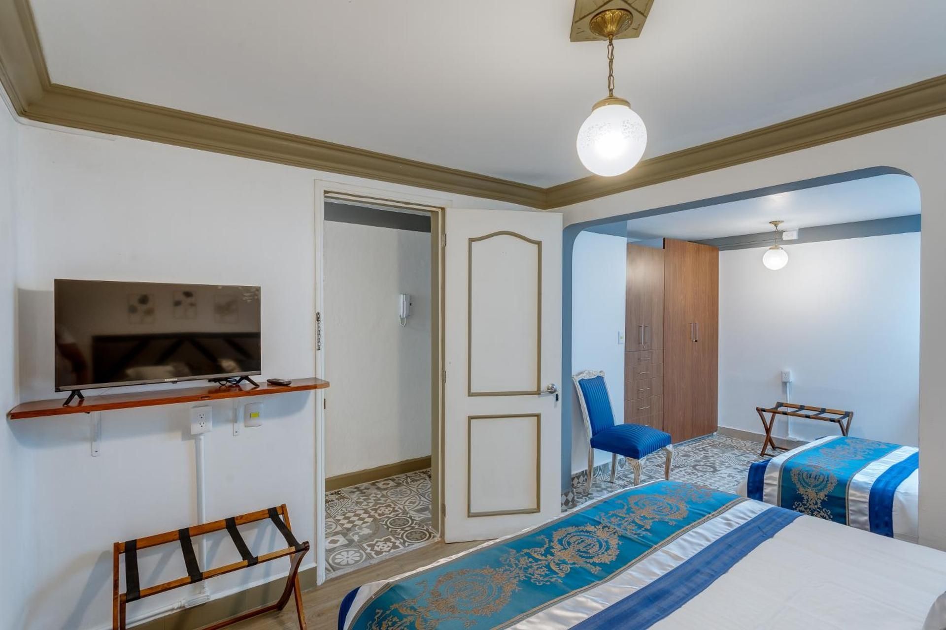 Triple Room