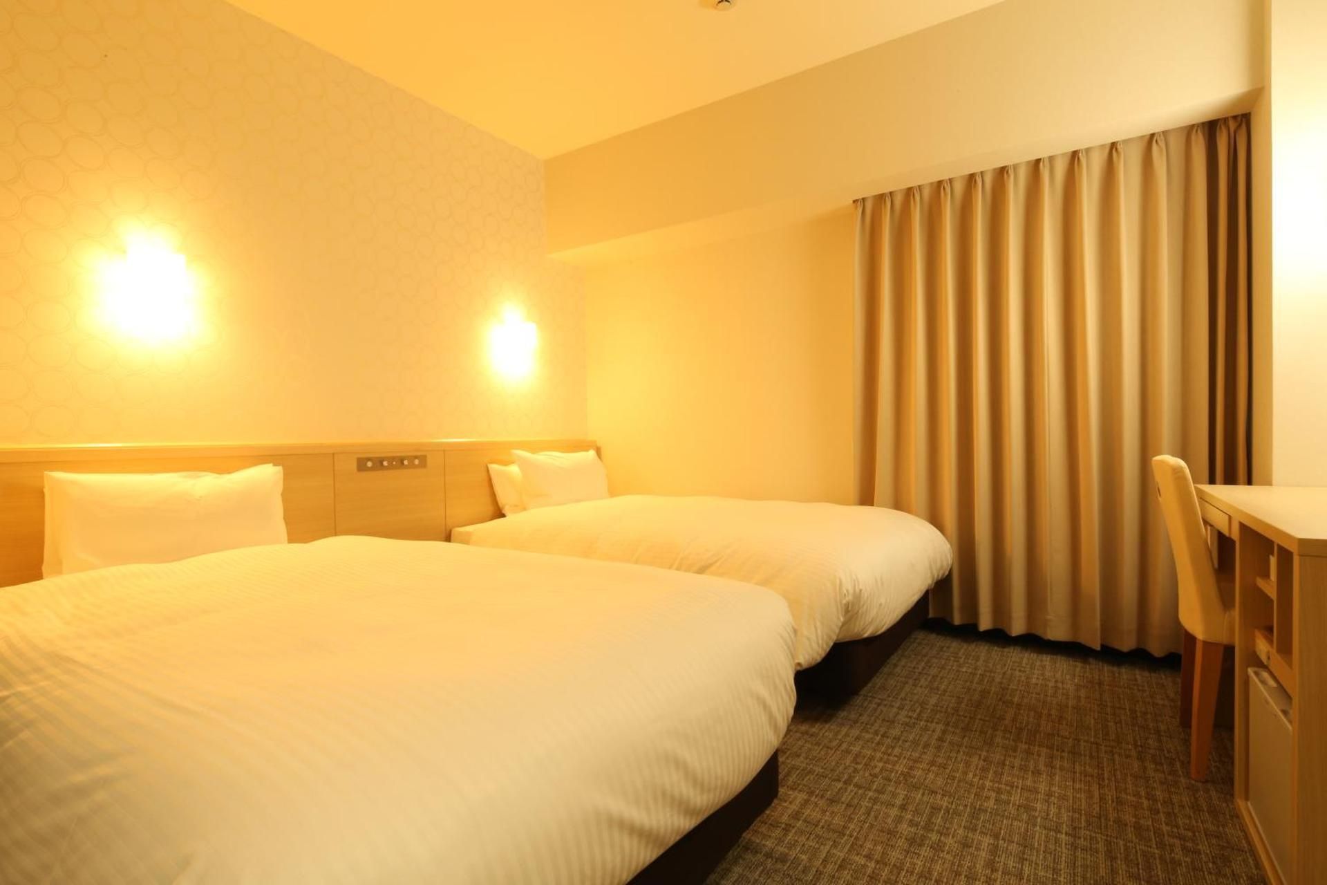Twin Room - Non-Smoking