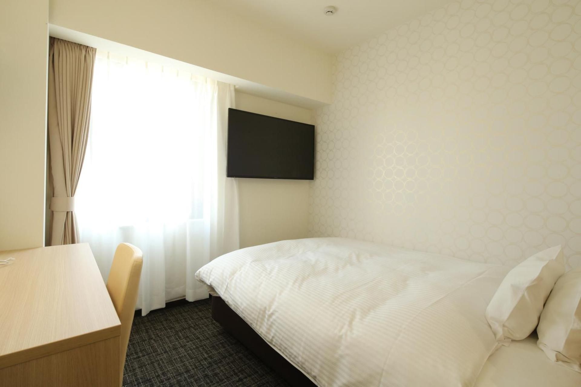 Single Room B - Non-Smoking