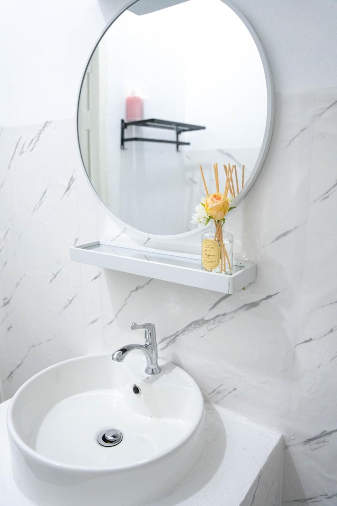 Paradise Resort & Cafe Suite with Mountain View 3