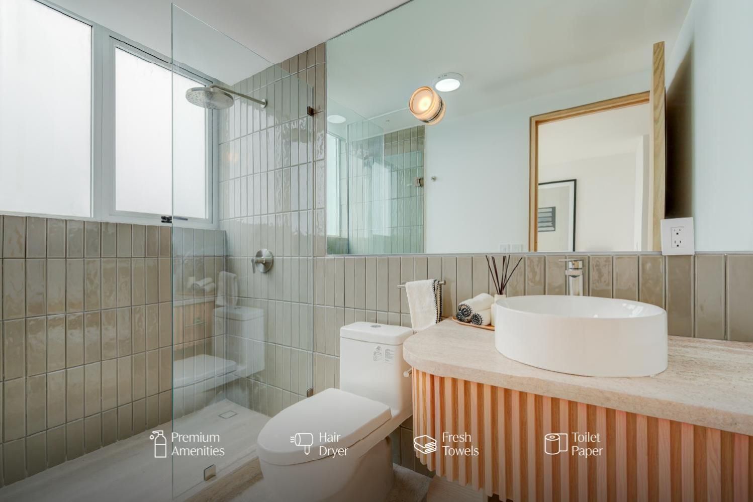 Exclusive Apartment, Balcony, City View