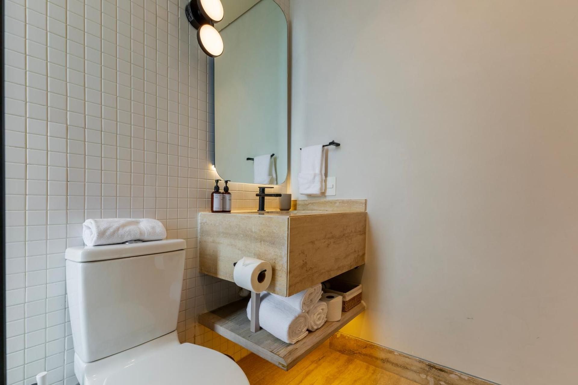 Studio Apartment with Balcony