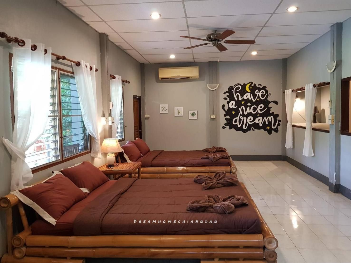 Quadruple Room with Terrace