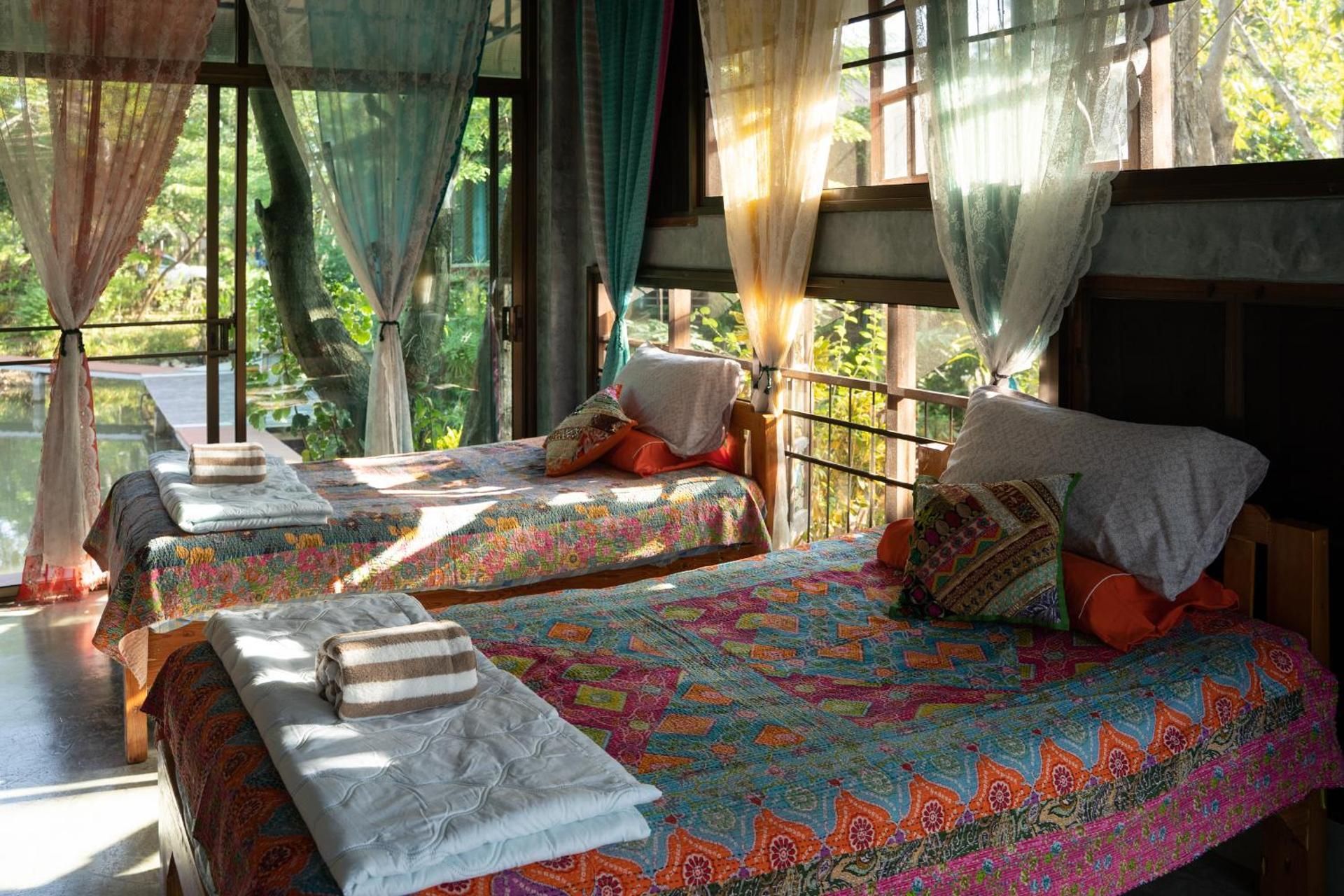 Twin Room with Private Bathroom
