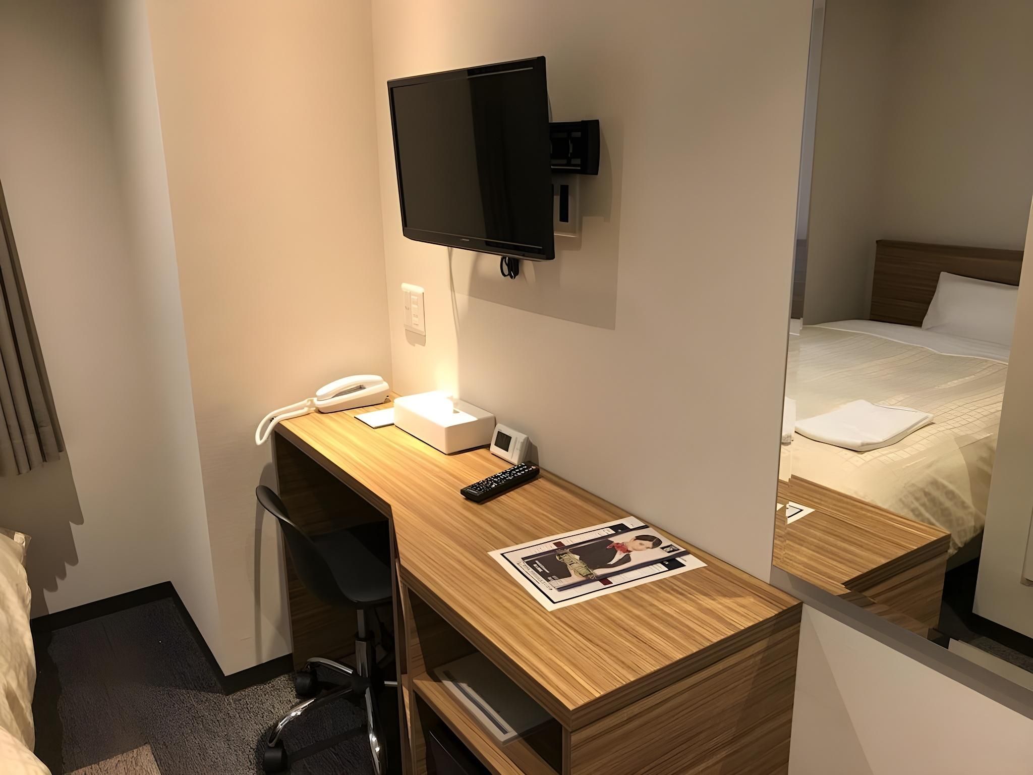Single Room - Non-Smoking