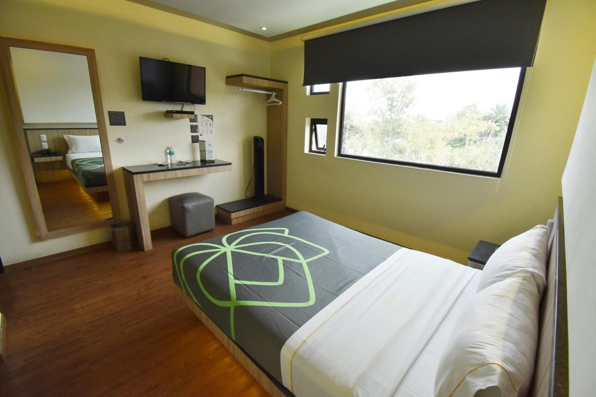 Superior Queen Room