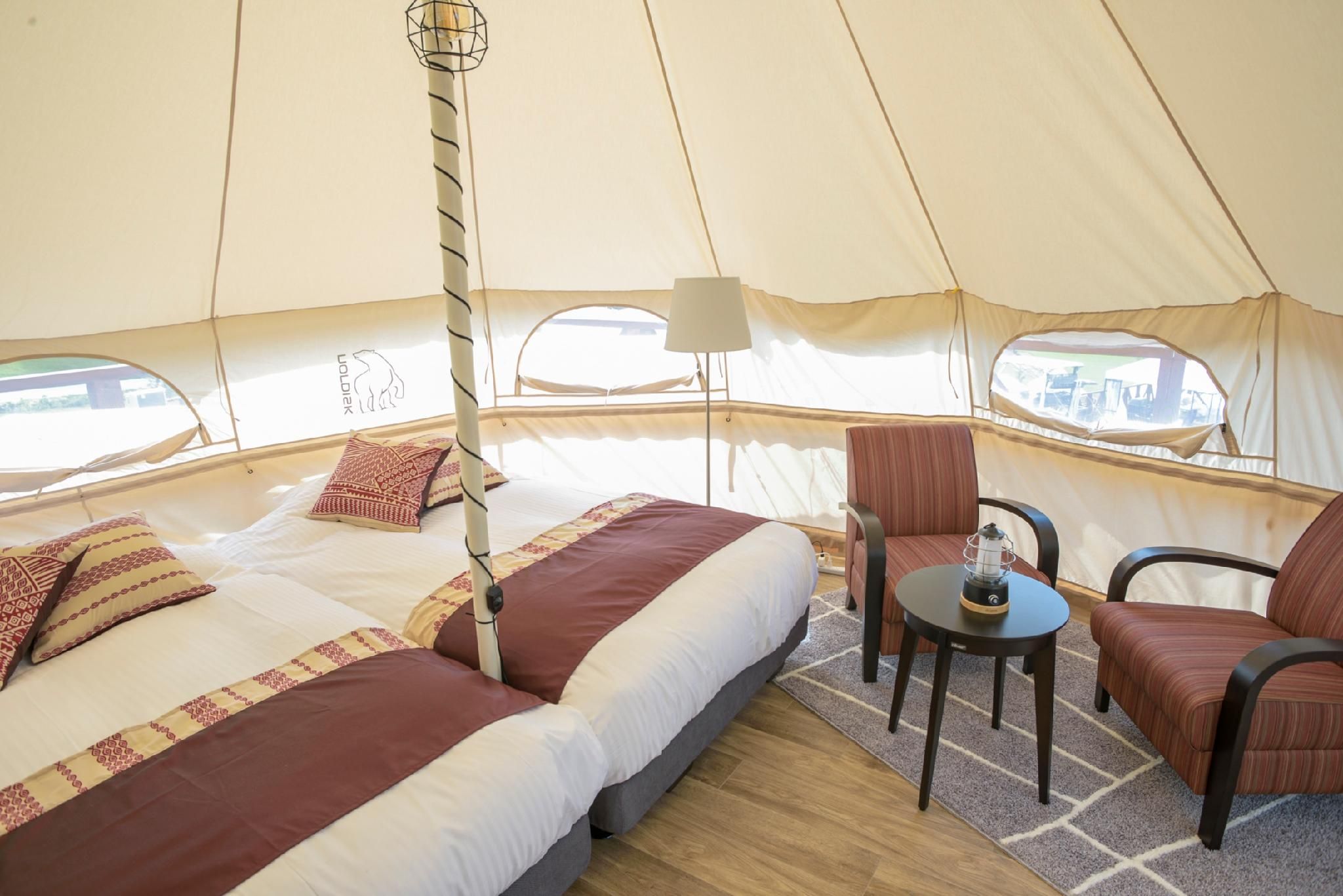 Hills Tent - Non-Smoking