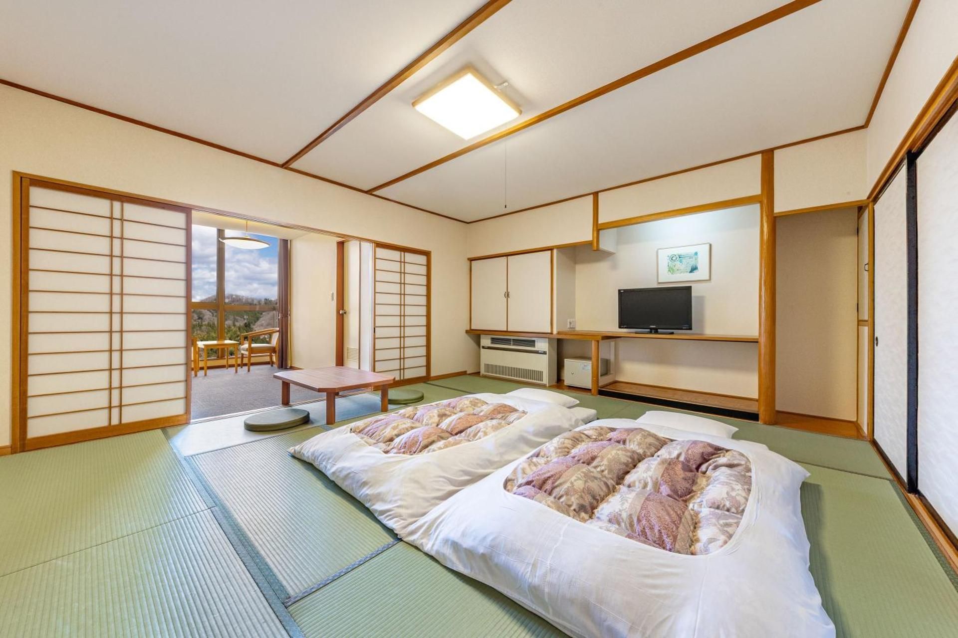 Japanese B 12 pnt 5 Tatami with Private Bathroom Non-Smoking