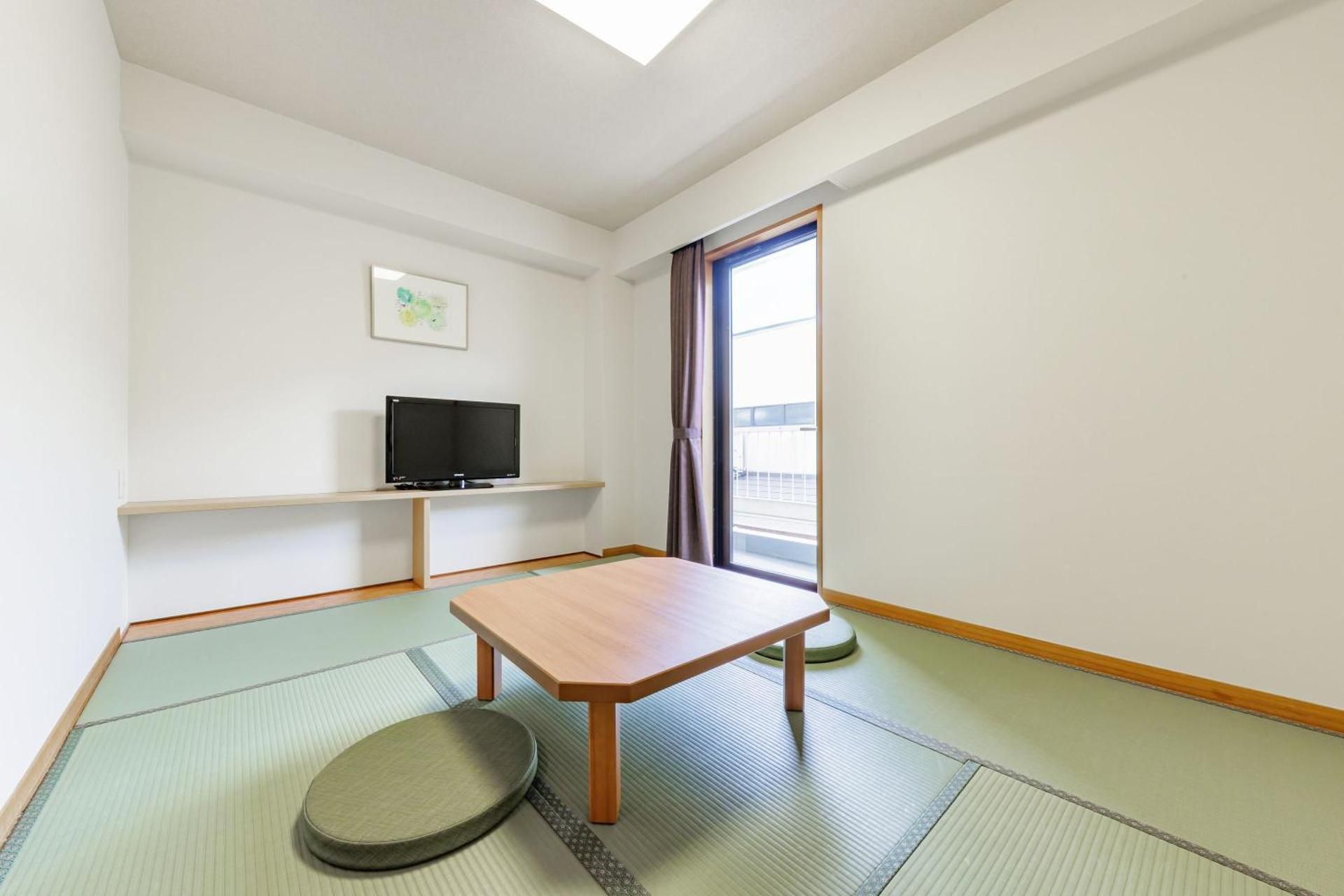 Japanese-Style Room (12+6 Tatami) with Private Bathroom - Non-Smoking