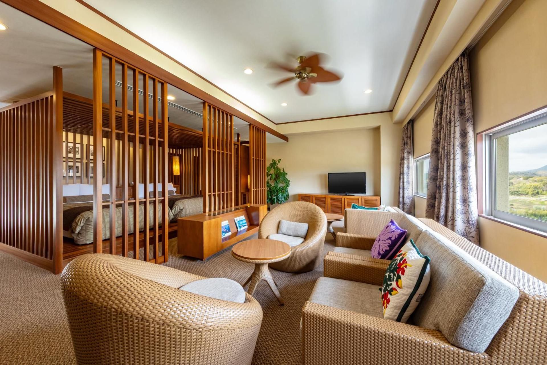 Suite with Private Bathroom - Non-Smoking