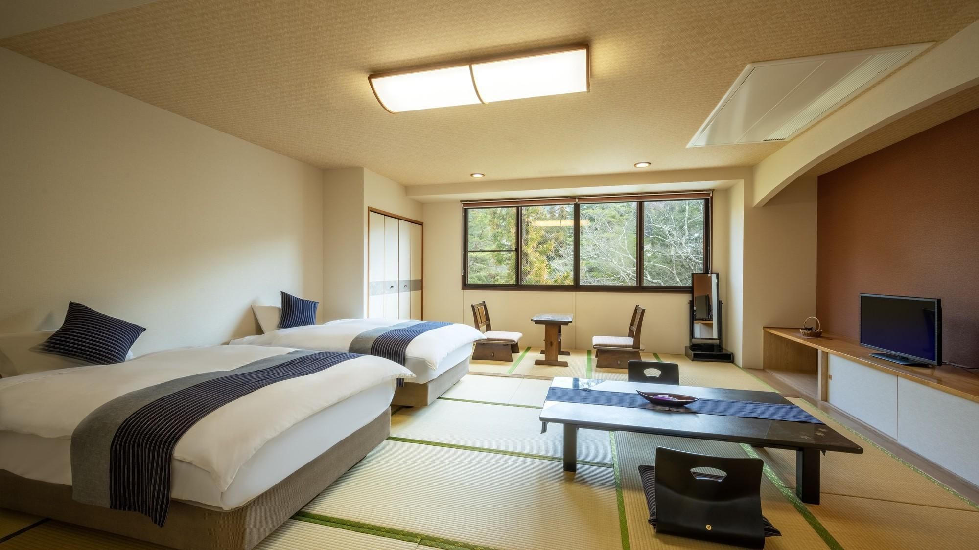 Japanese Western Style Room with 2 Semi-Double Beds - Non-Smoking