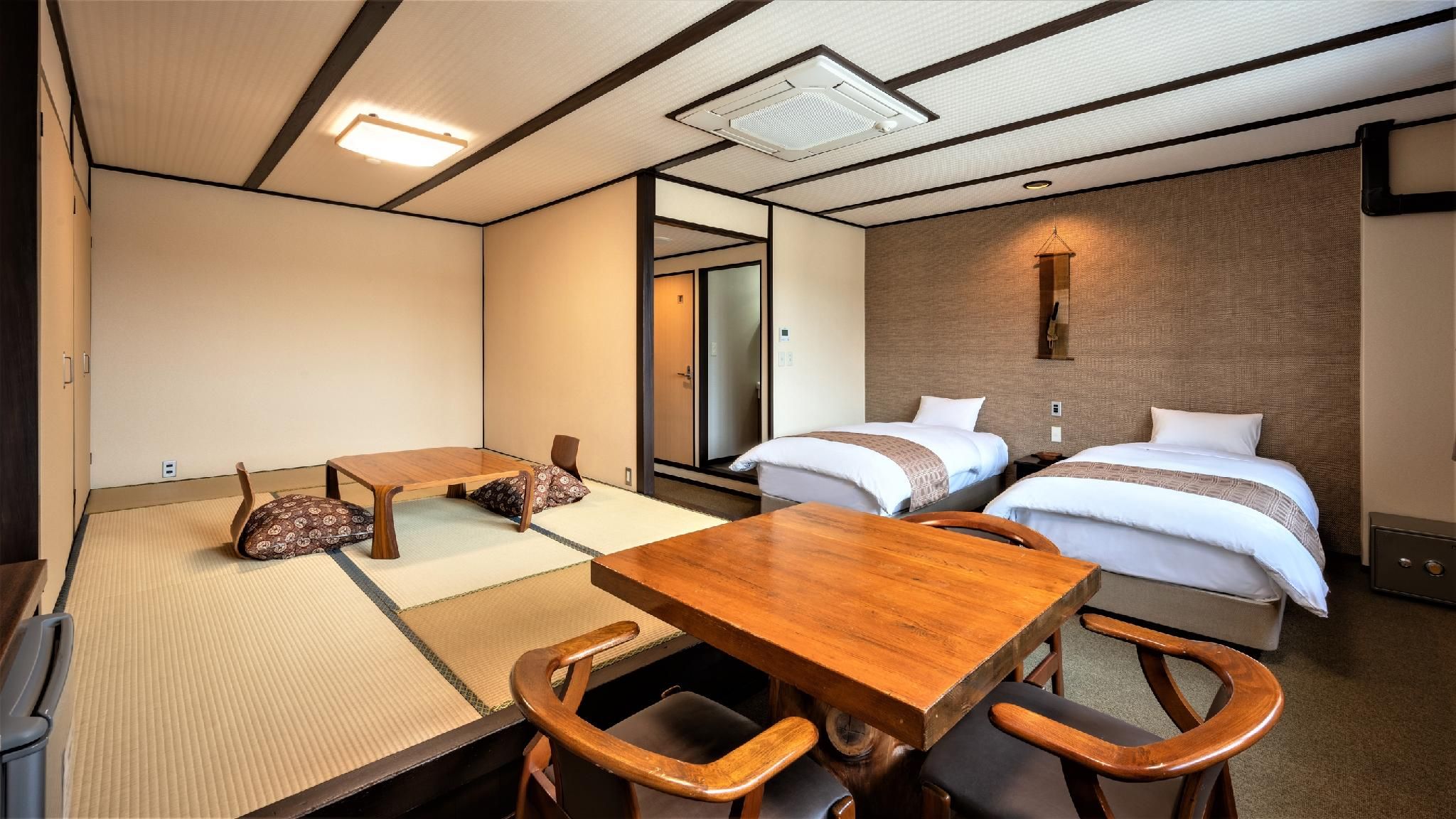 Japanese Western Style Room - Non-Smoking