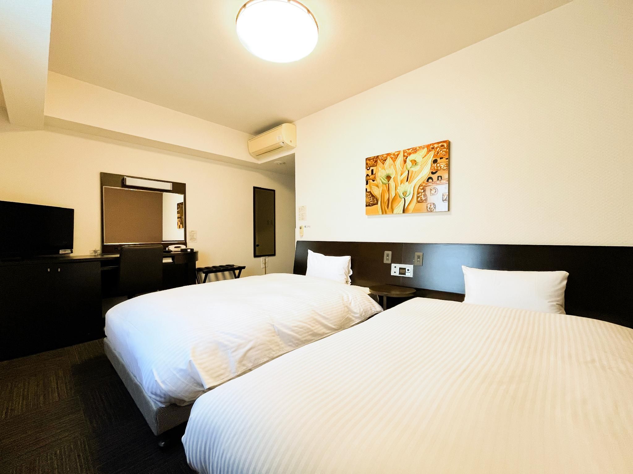Comfort Twin Room - Non-Smoking