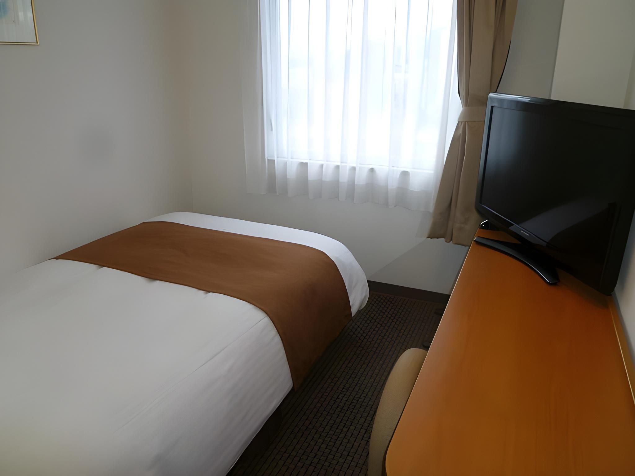 Standard Single Room Non-Smoking