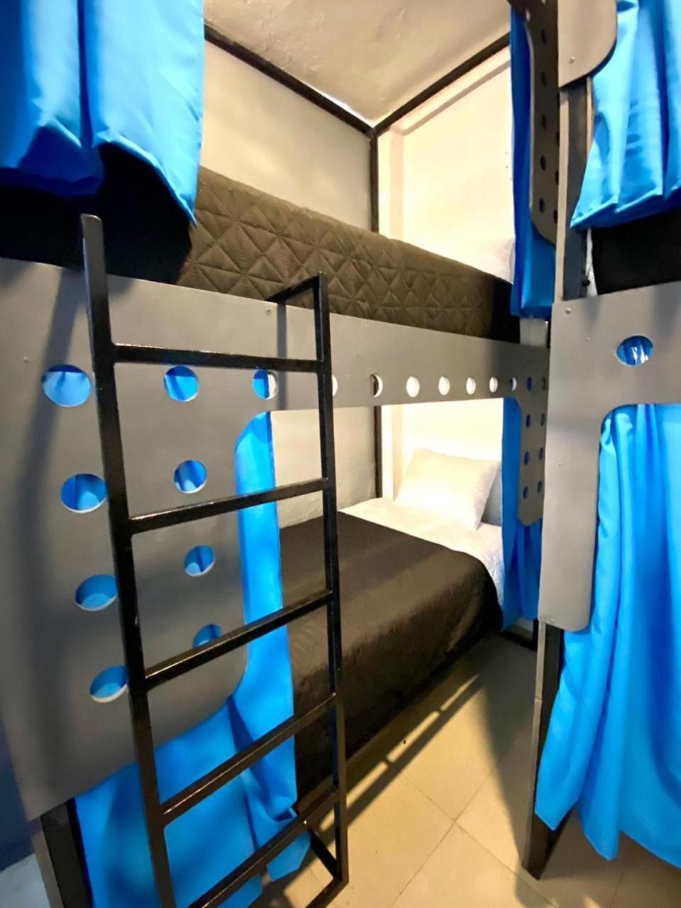 Bed in 6-Bed Mixed Dormitory Room