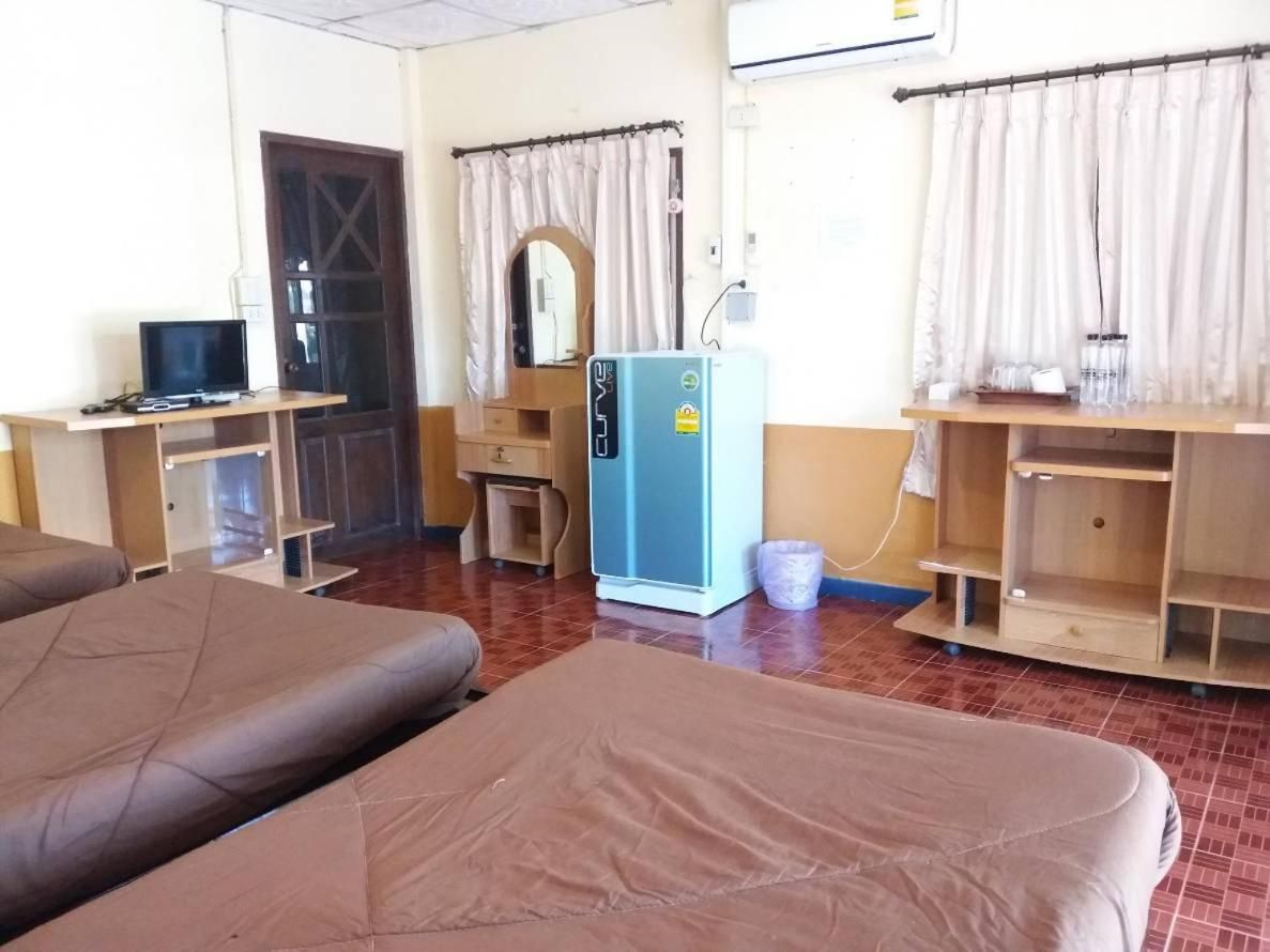 Family Bungalow (6 Adults)