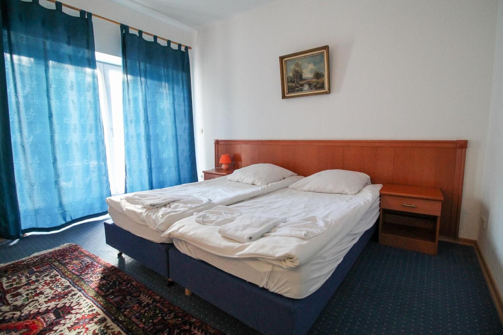 Double Room with Shared Bathroom