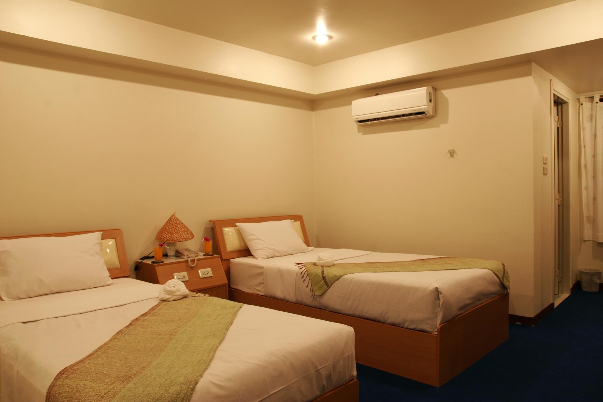 Ratchaphruek 2007 Hotel Deluxe 2