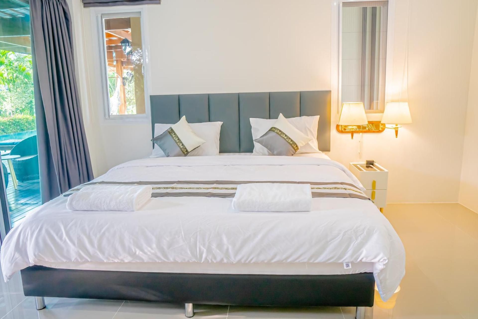 Farinda Resort & Pool Villa Standard Room 3