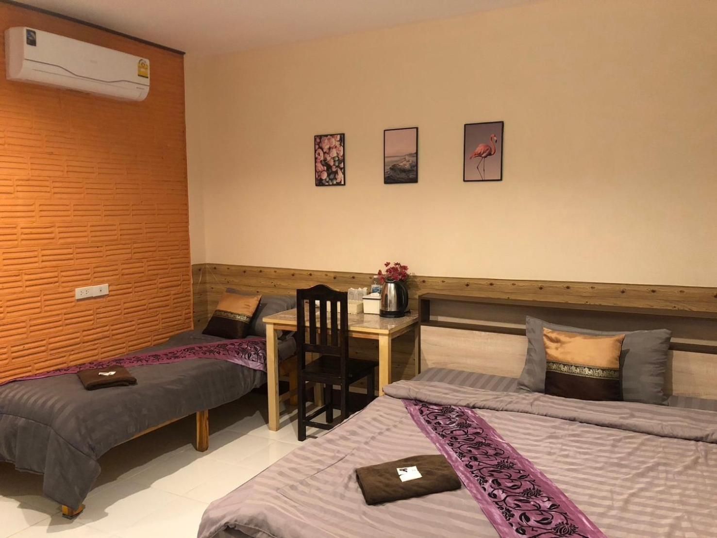 Large Double or Twin Room