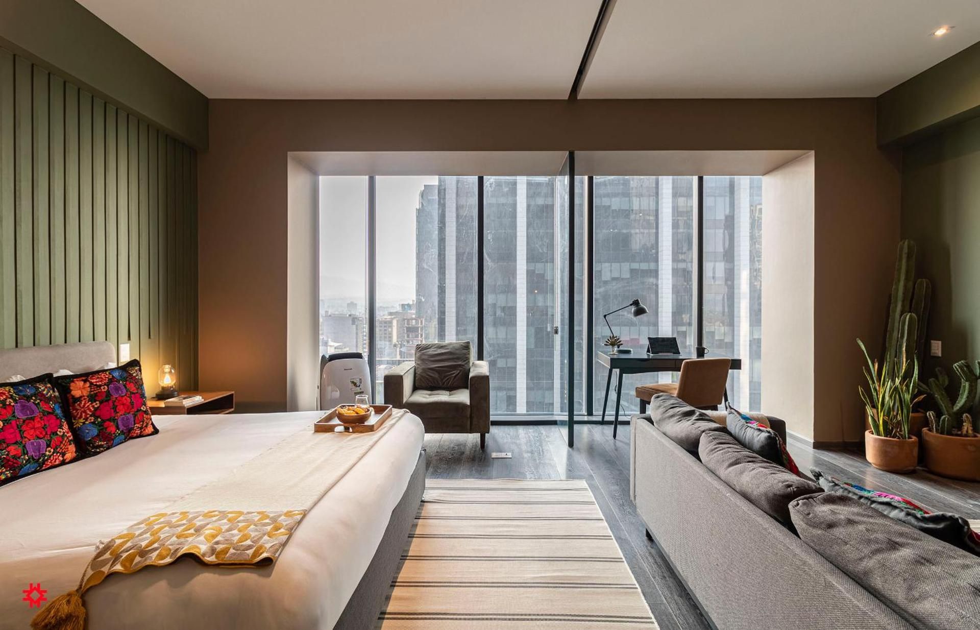 Casa Magenta by Kukun One-Bedroom Apartment